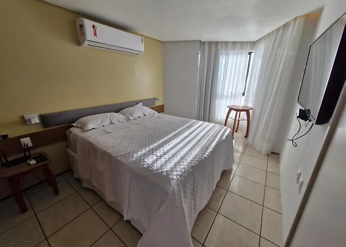 Iate Plaza - Flat 1504 Particular