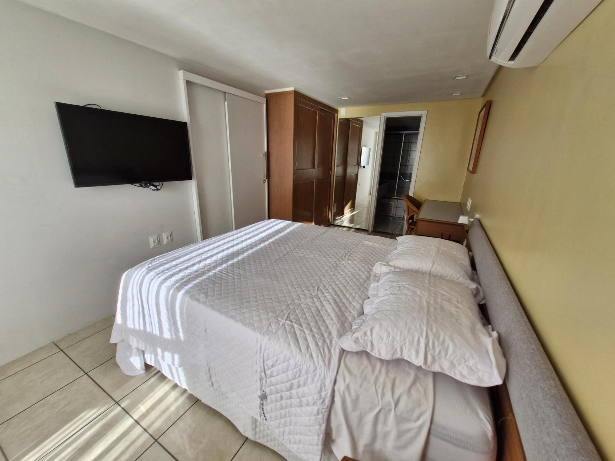 Hotel Iate Plaza - Flat 1504 Particular